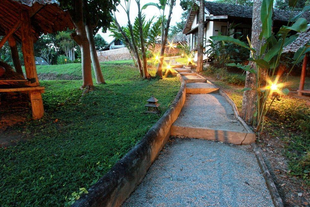 Baanrai Lanna Resort Chiang Mai Buitenkant foto